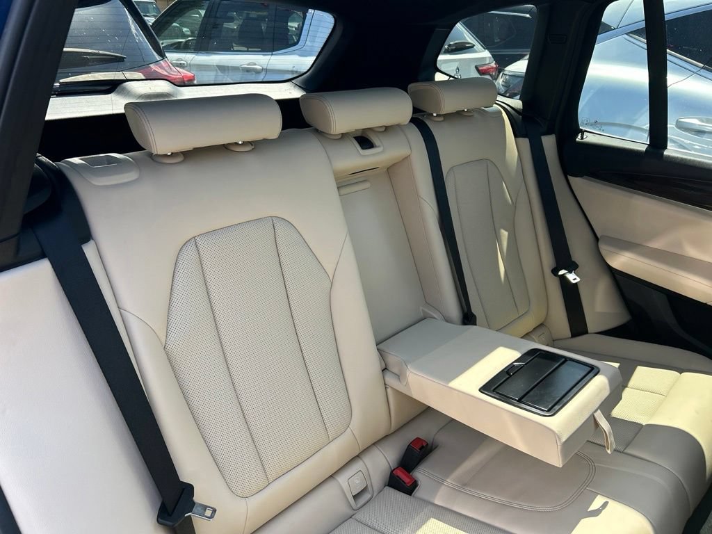 Used 2024 BMW X3 sDrive30i w/ Premium Package RWD image 50