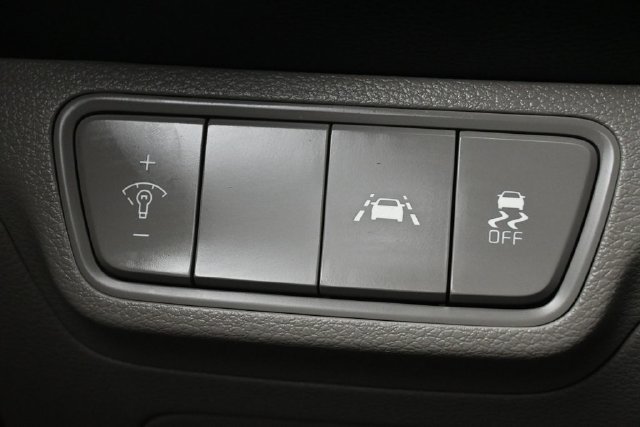 Used 2019 Kia Forte LXS FWD image 19