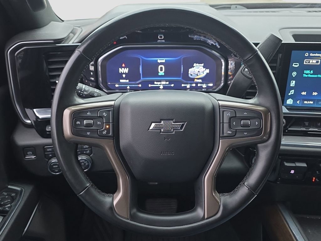 Used 2024 Chevrolet Silverado 3500 High Country w/ High Country Premium Package image 9