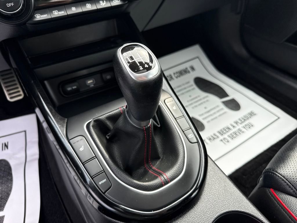 Used 2023 Kia Forte GT image 24