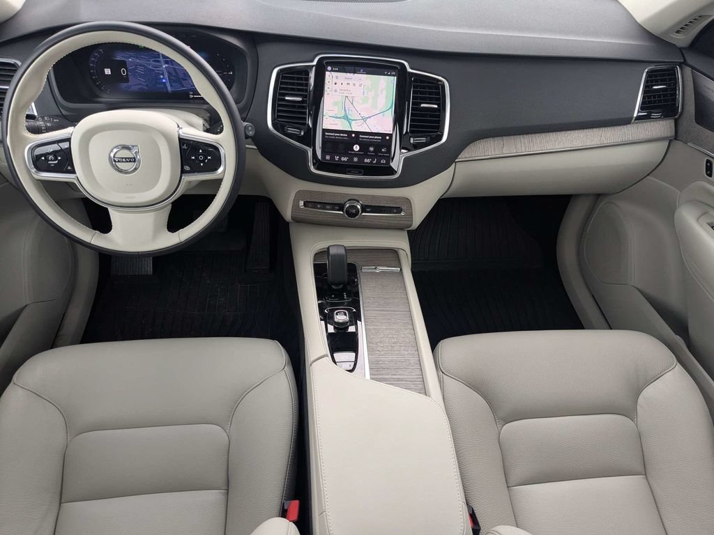 Certified 2023 Volvo XC90 T8 Plus AWD/4WD image 23