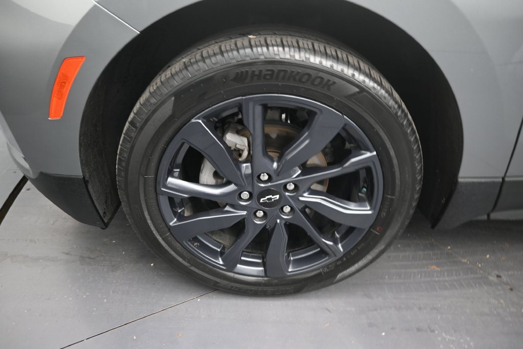 Used 2024 Chevrolet Equinox RS w/ RS Leather Package FWD image 9