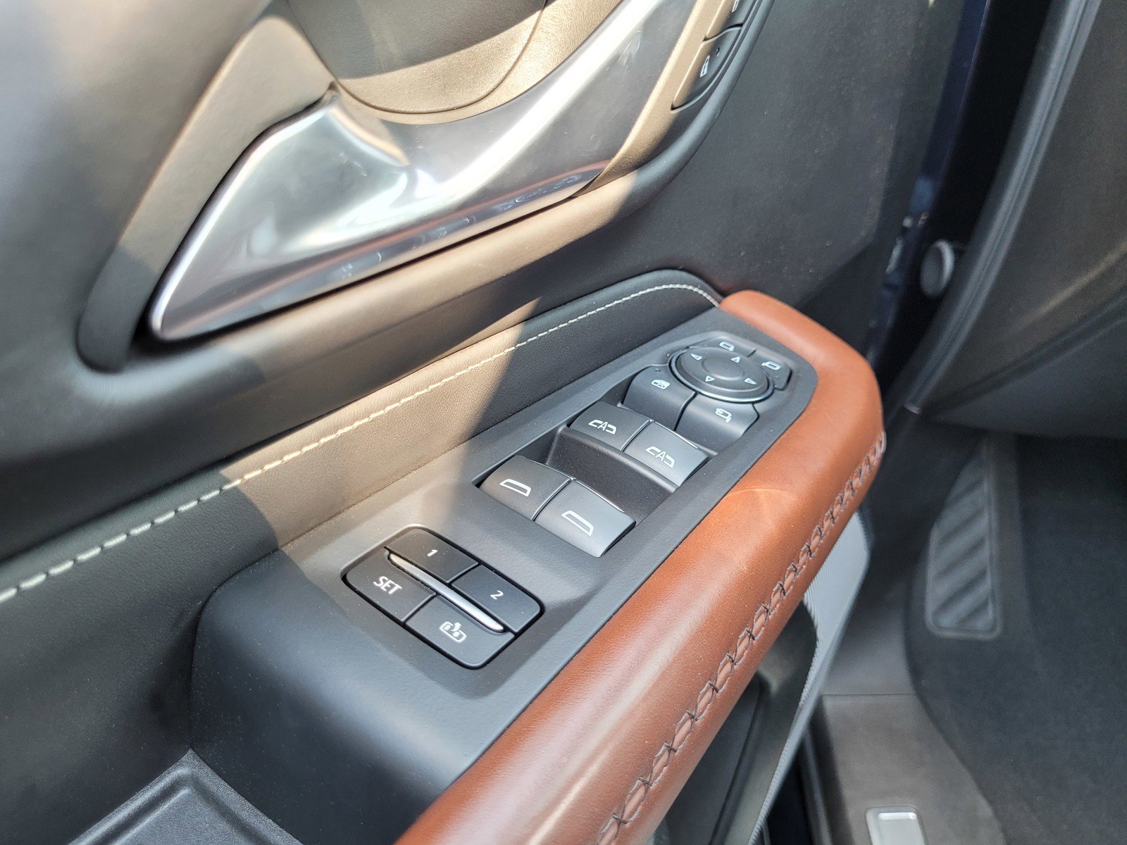 Used 2024 GMC Yukon Denali Ultimate image 26