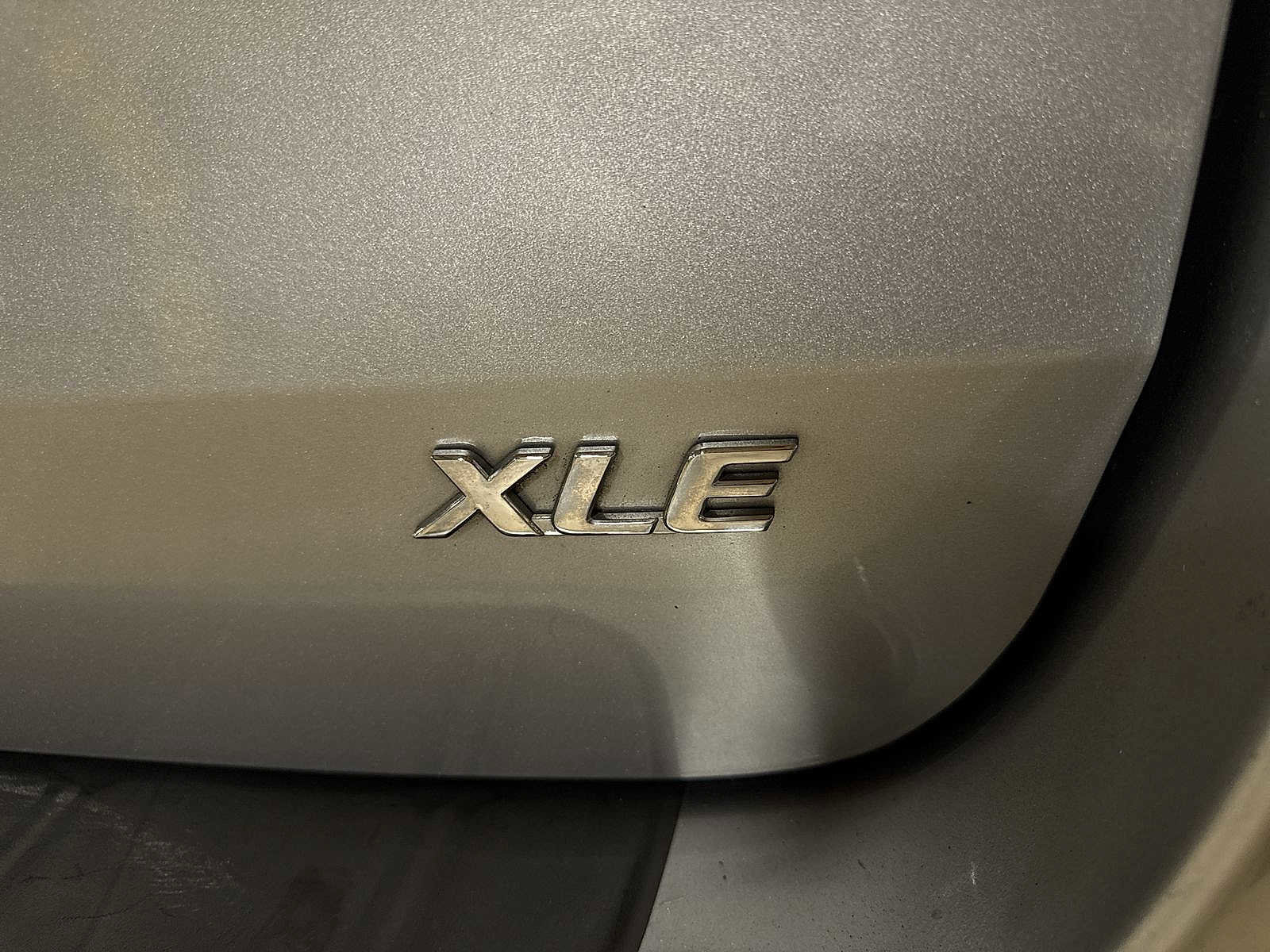 Used 2011 Toyota Sienna XLE image 28