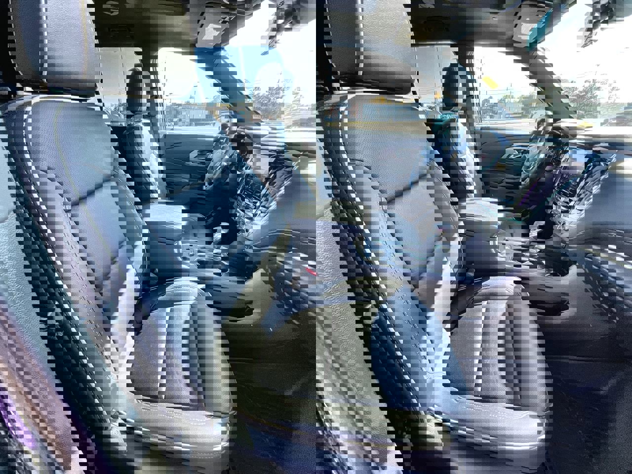 Used 2024 Chevrolet Traverse Premier w/ Redline Edition image 29