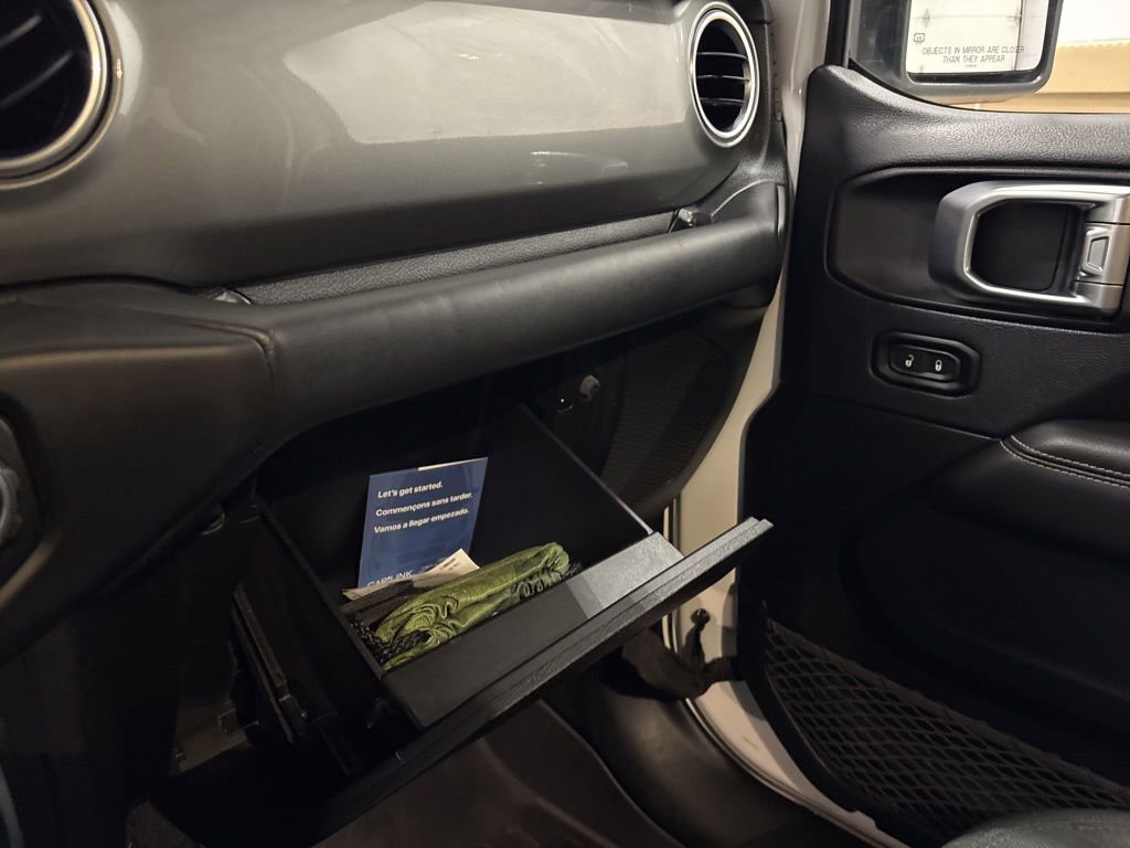 Used 2019 Jeep Wrangler Unlimited Sahara w/ Cold Weather Group image 22