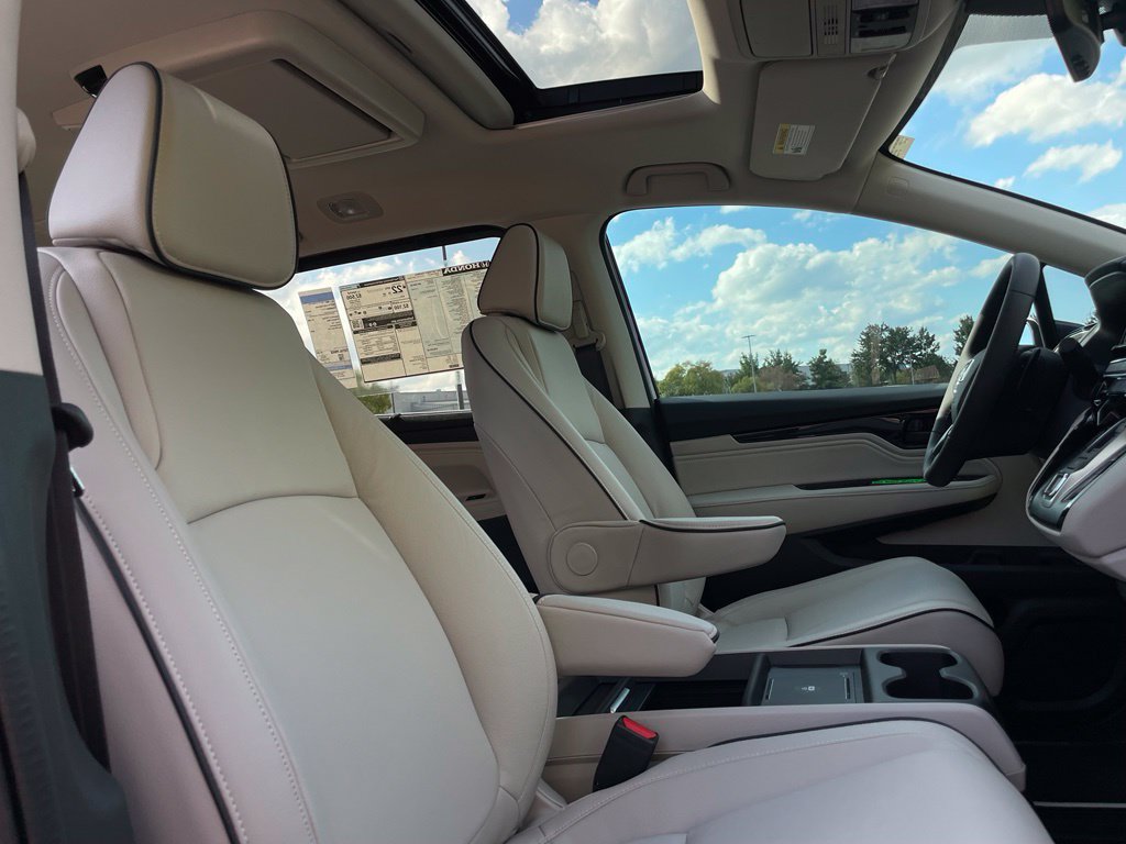 New 2027 Honda Odyssey Touring image 32