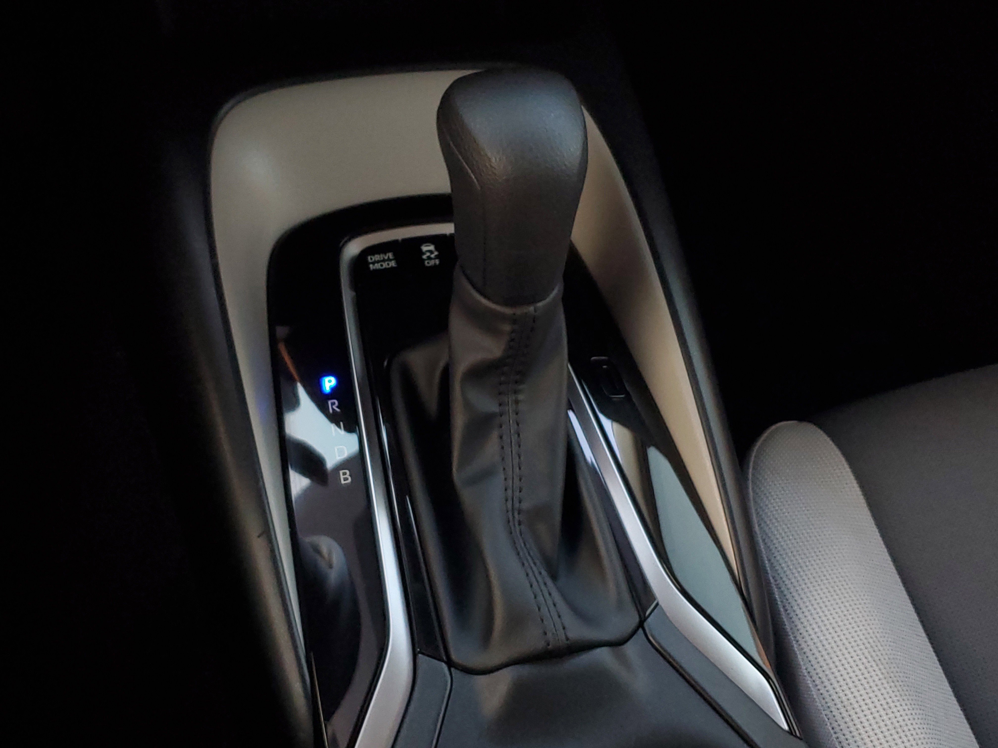 Certified 2023 Toyota Corolla LE image 30