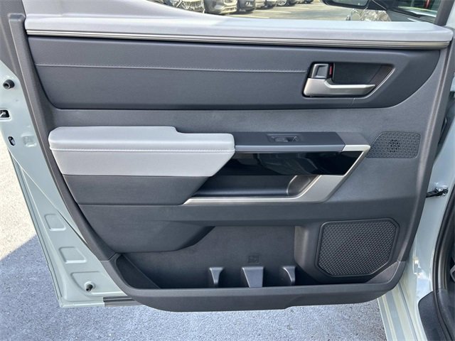 Used 2025 Toyota Tundra Limited image 19