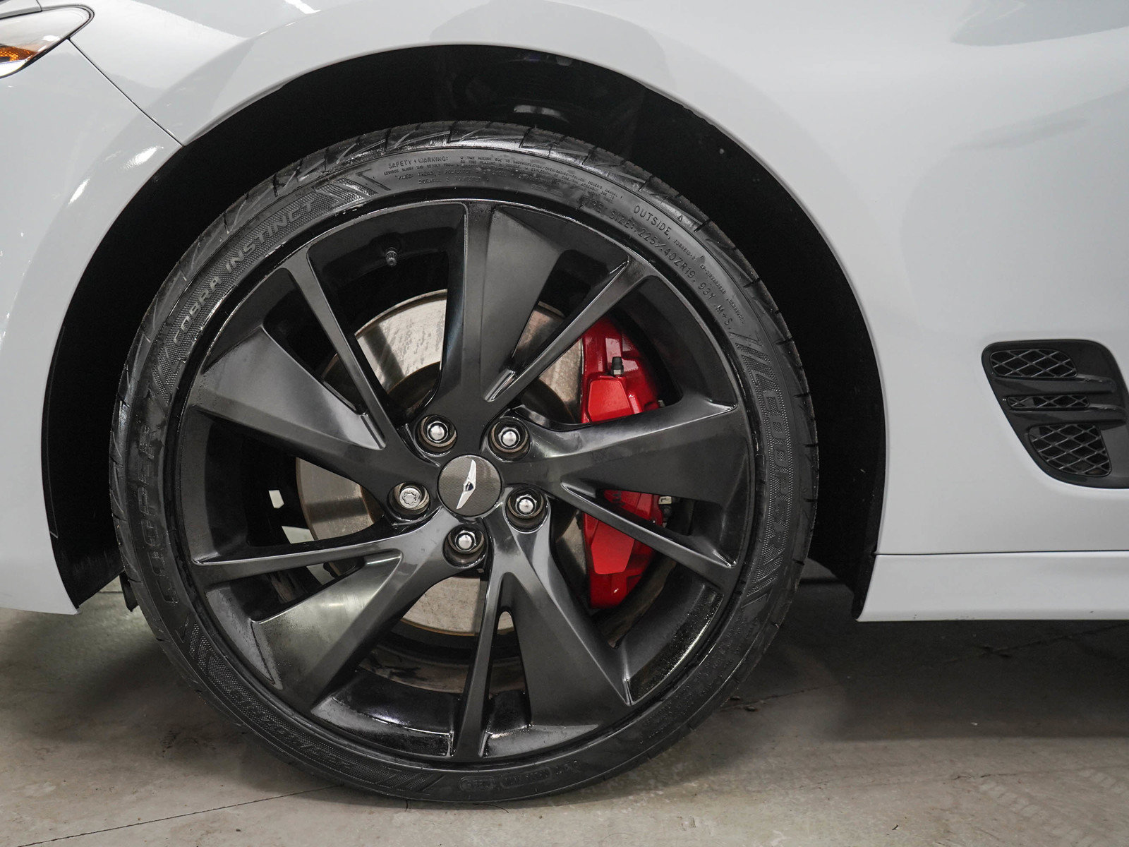 Used 2022 Genesis G70 3.3T w/ Sport Prestige Package AWD/4WD image 29