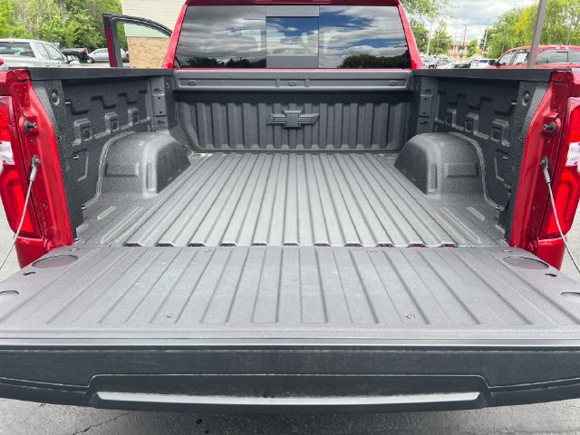 Certified 2026 Chevrolet Silverado 1500 RST w/ Dark Appearance Package AWD/4WD image 26
