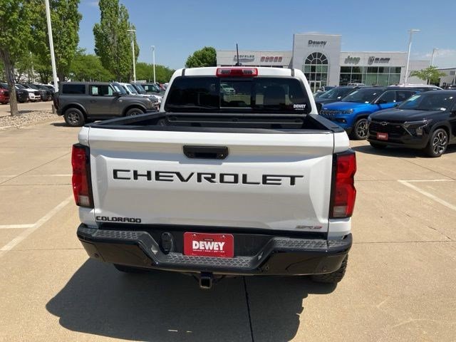Used 2024 Chevrolet Colorado ZR2 w/ ZR2 Convenience Package III AWD/4WD image 7
