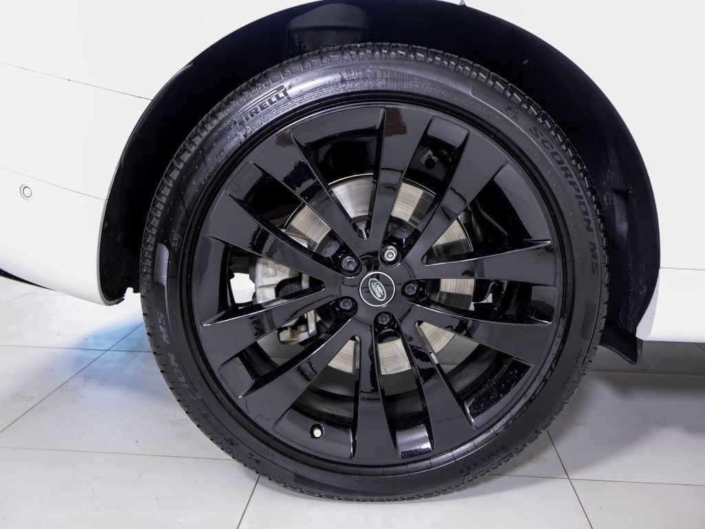 Used 2025 Land Rover Range Rover Sport Dynamic SE AWD/4WD image 26