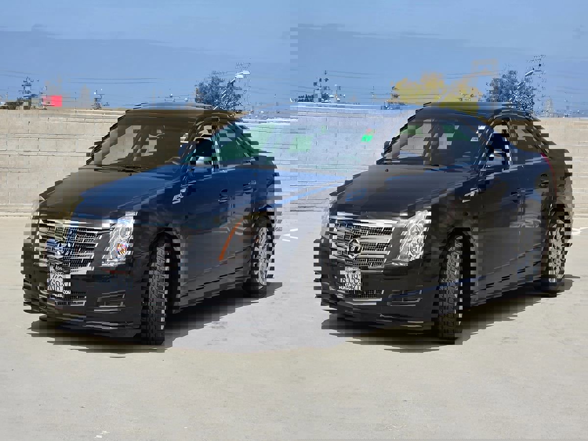 Used 2010 Cadillac CTS Sedan image 3