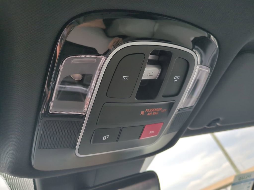 New 2026 Hyundai Tucson Limited image 25