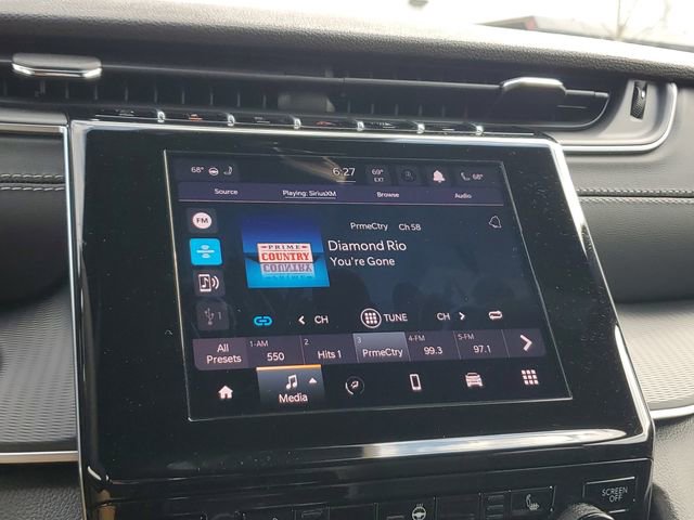 New 2025 Jeep Grand Cherokee Altitude image 27