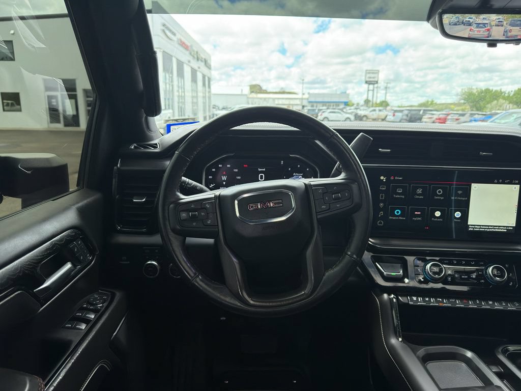 Used 2024 GMC Sierra 2500 AT4X AWD/4WD image 4