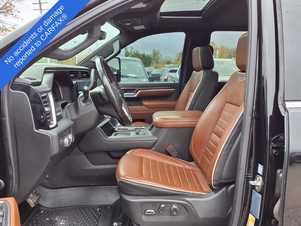 Used 2024 GMC Sierra 3500 Denali Ultimate image 17