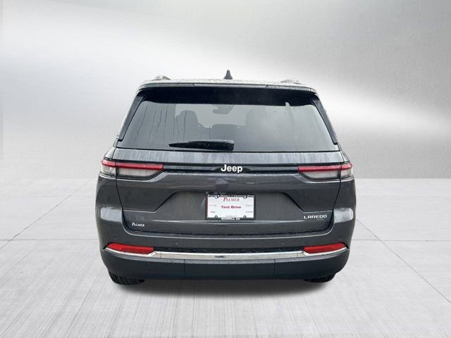 New 2025 Jeep Grand Cherokee Laredo image 6