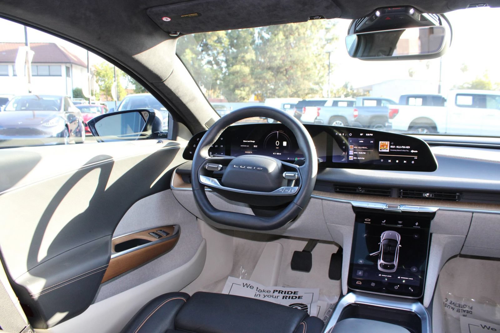 Used 2025 Lucid Air Pure RWD image 22
