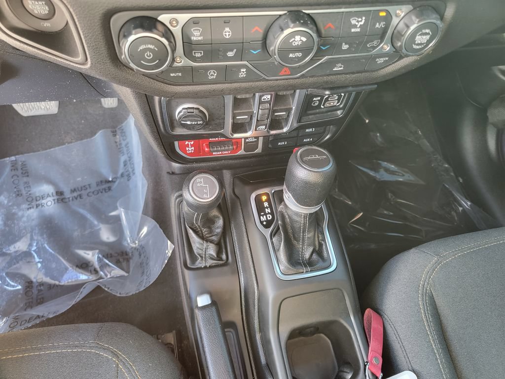 Used 2026 Jeep Gladiator Sport AWD/4WD image 19