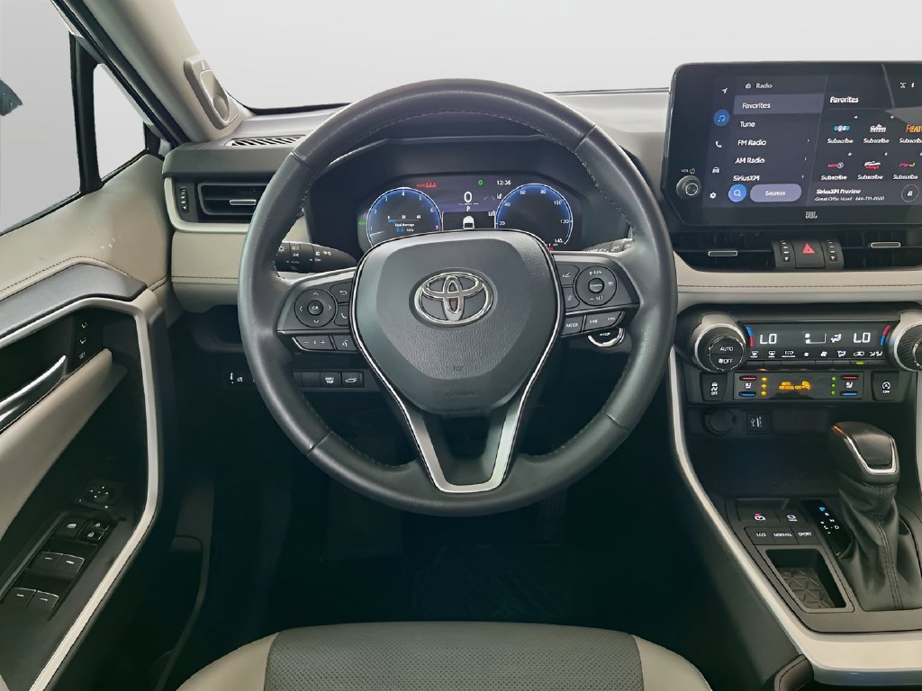 Used 2025 Toyota RAV4 Limited FWD image 22