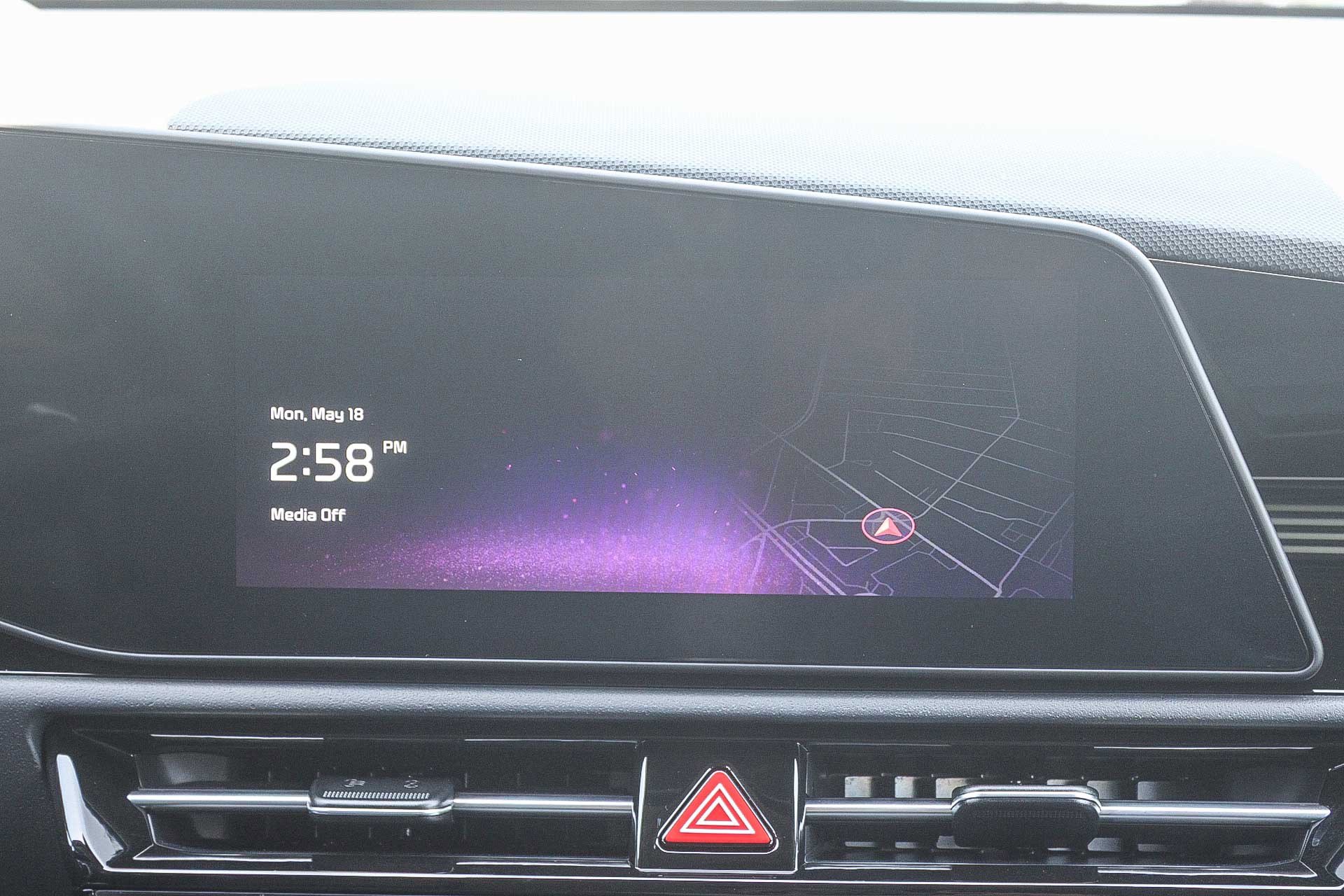 Used 2025 Kia Niro LX FWD image 15