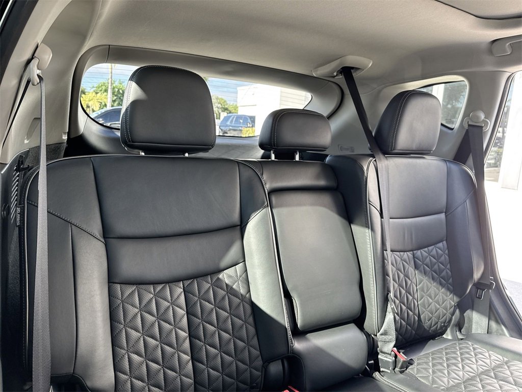 Used 2019 Nissan Murano Platinum image 48