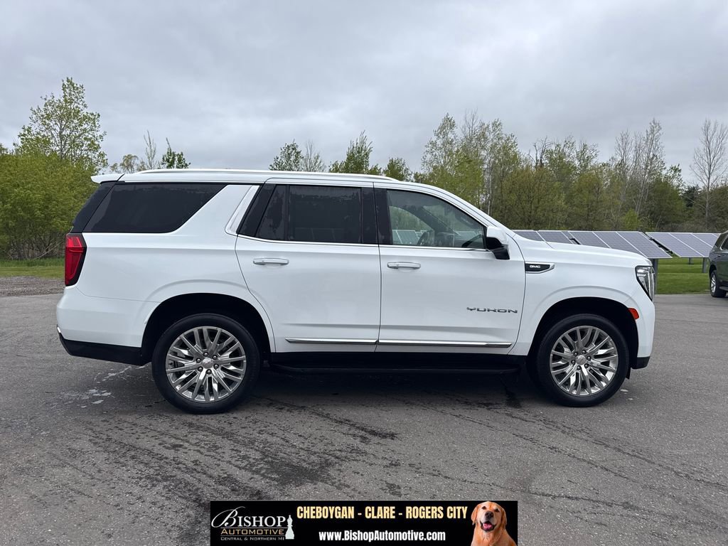 Used 2023 GMC Yukon SLT AWD/4WD image 16