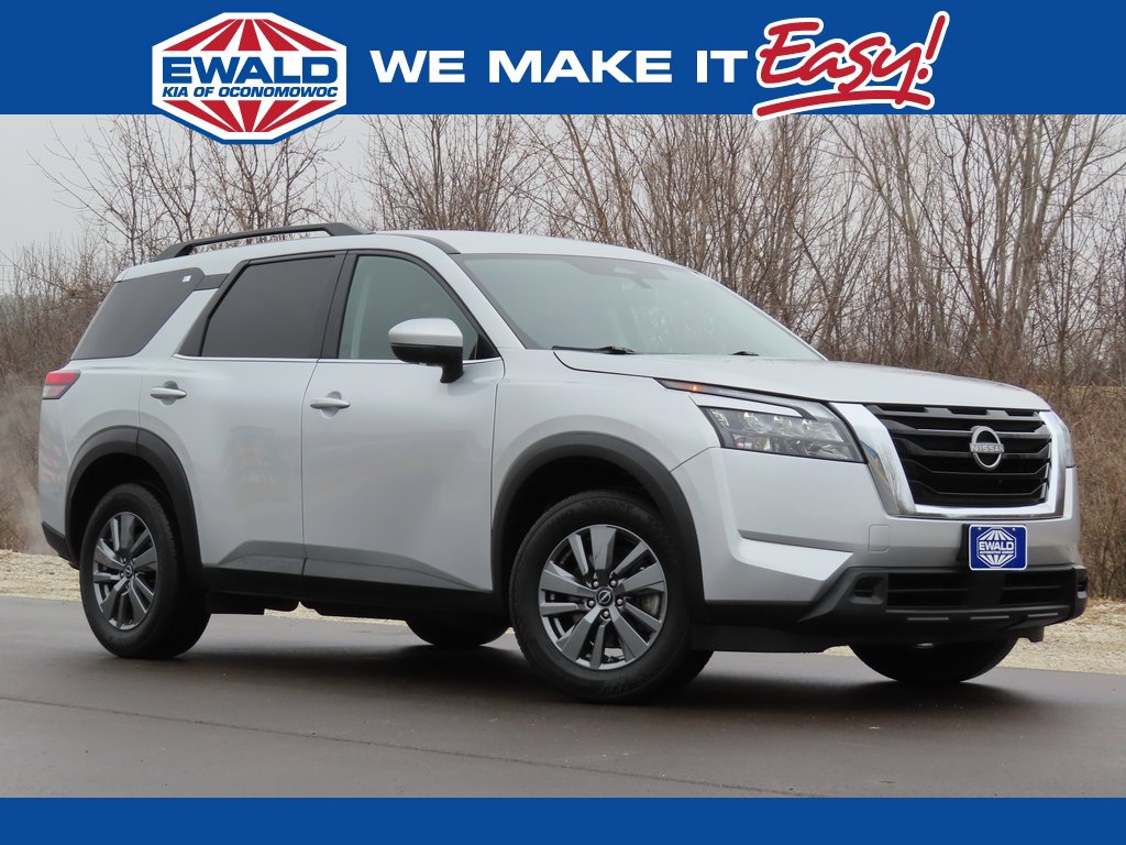 Used 2025 Nissan Pathfinder SV