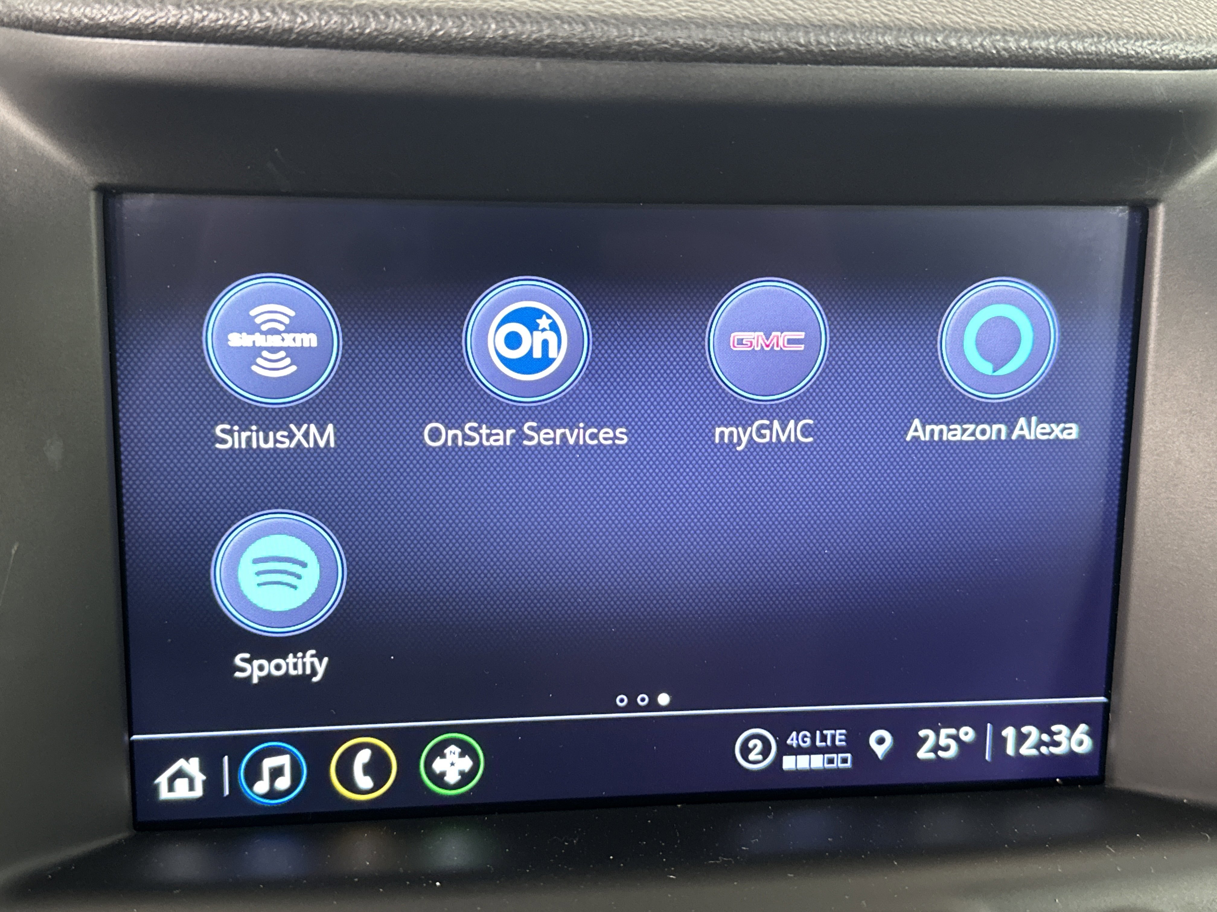 Certified 2024 GMC Terrain SLT image 21