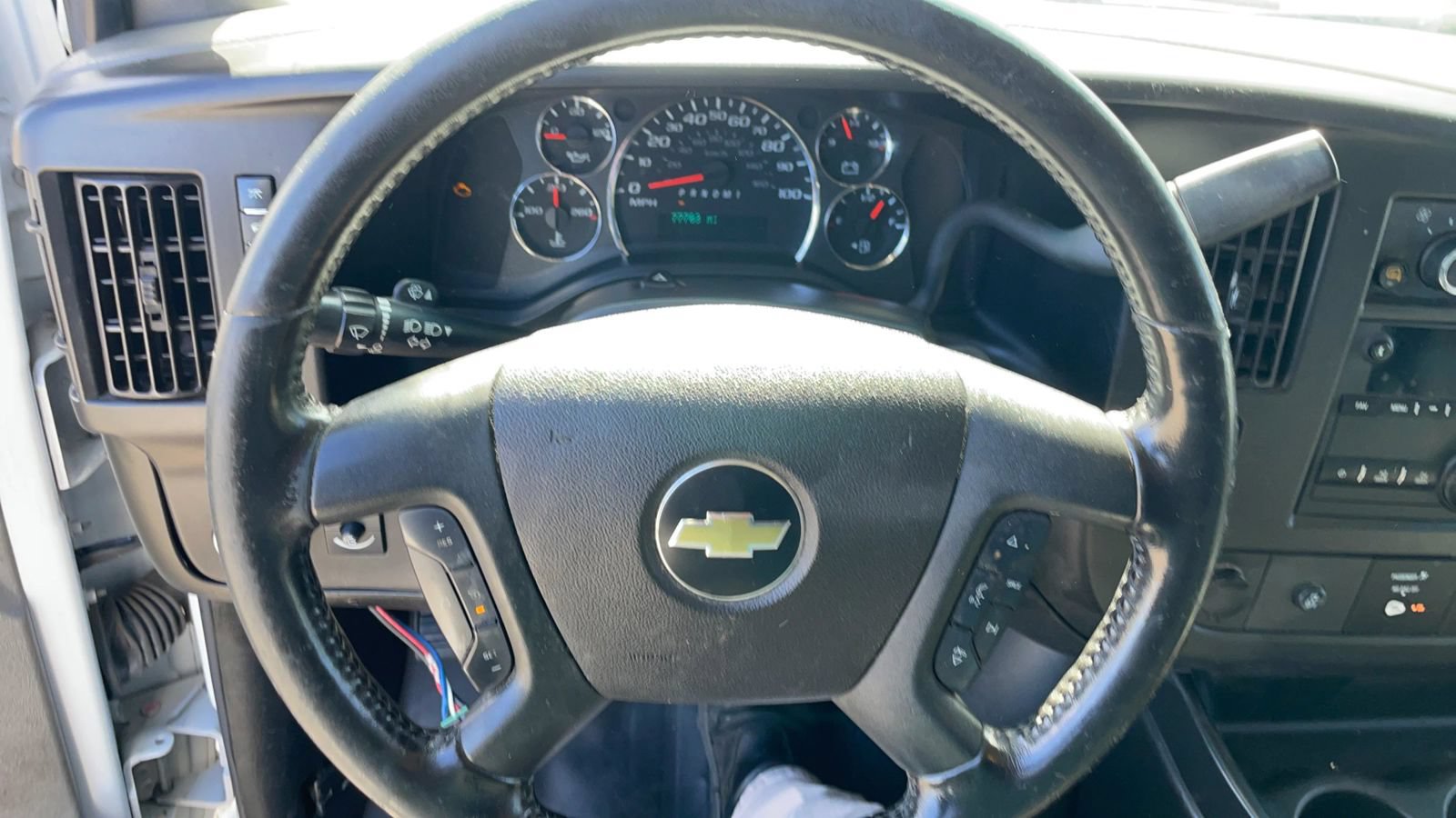 Used 2021 Chevrolet Express 2500 w/ Driver Convenience Package RWD image 10