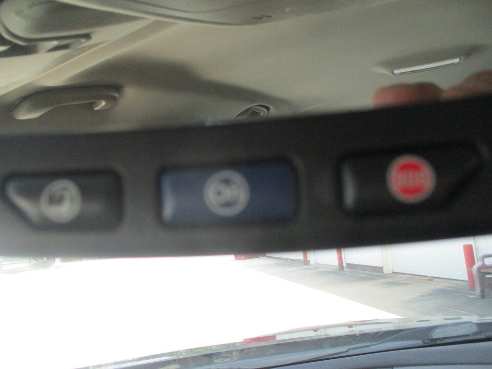 Used 2013 Chevrolet Malibu LTZ FWD image 36