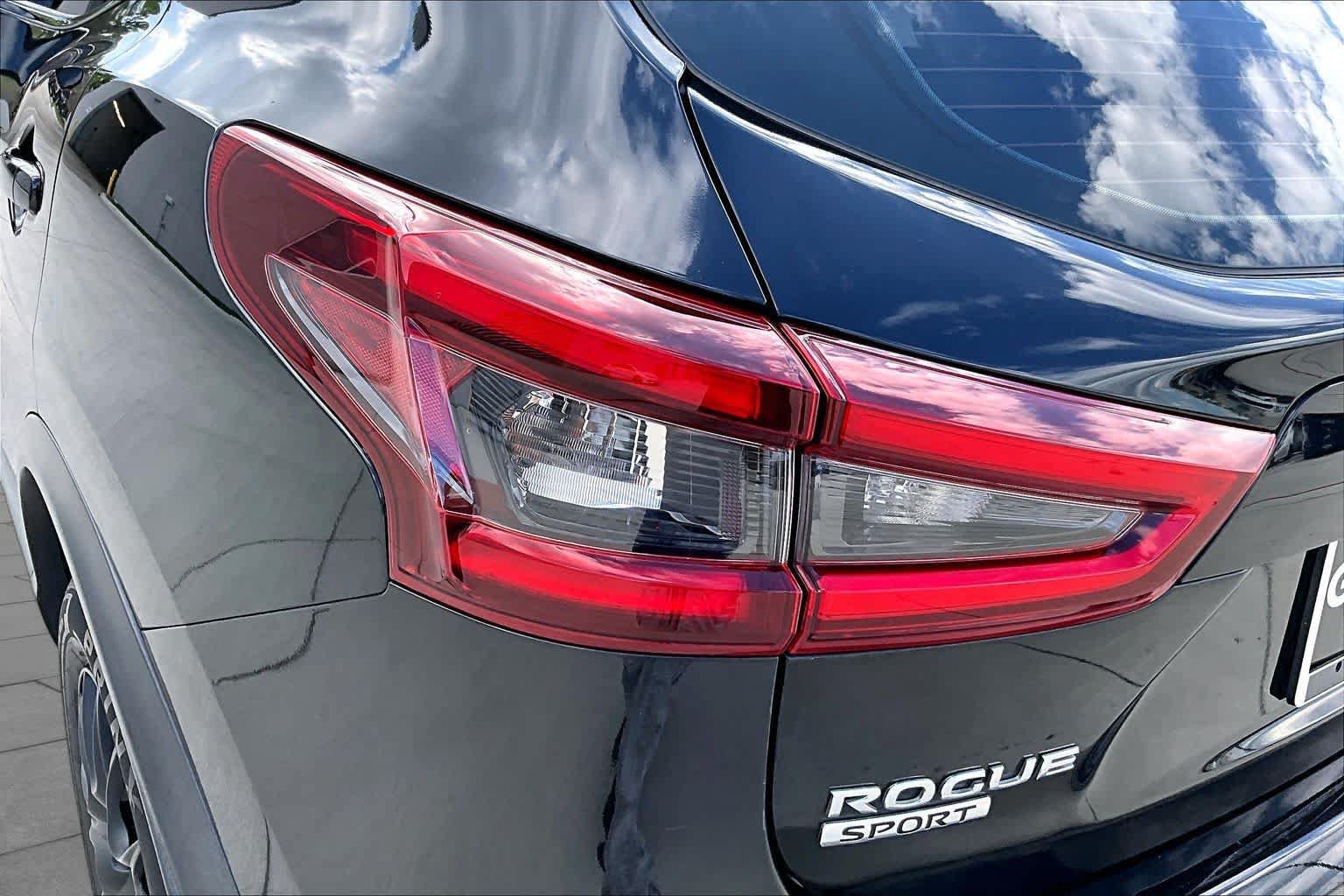 Used 2020 Nissan Rogue Sport S FWD image 26