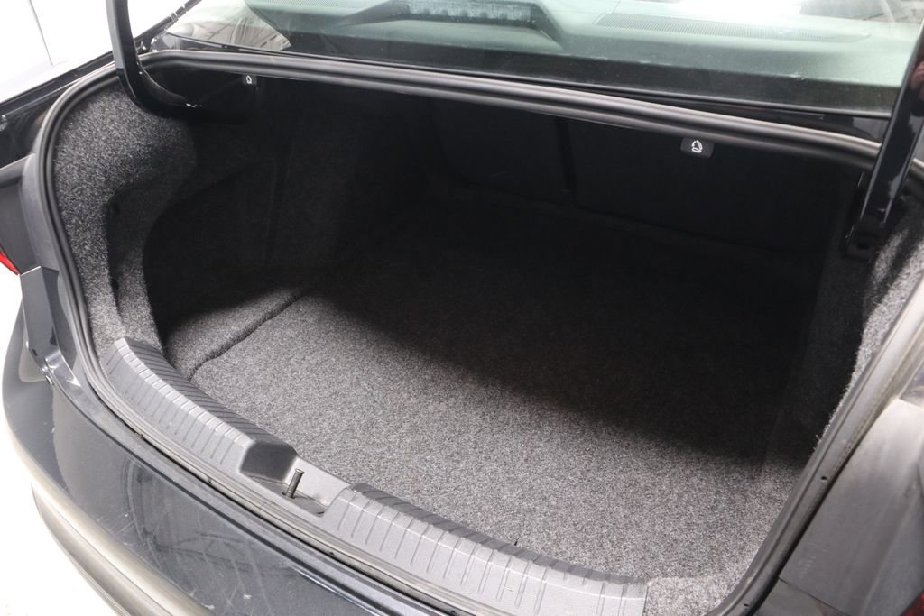 Used 2025 Volkswagen Jetta Sport FWD image 10