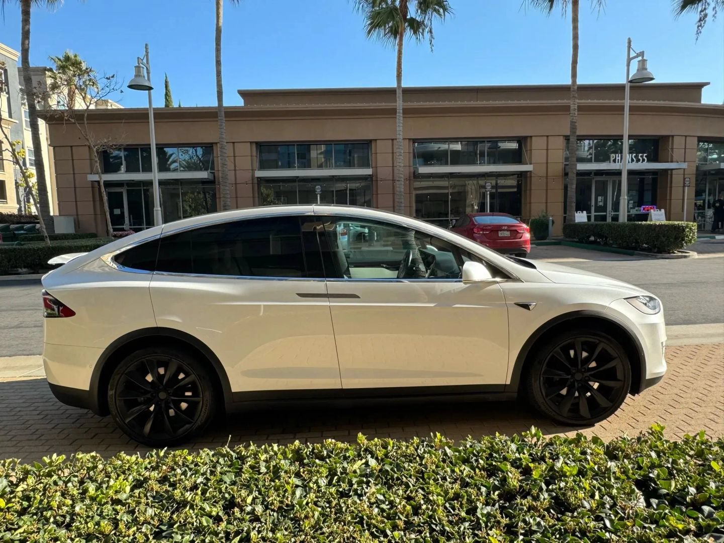 Used 2021 Tesla Model X Long Range AWD/4WD image 60