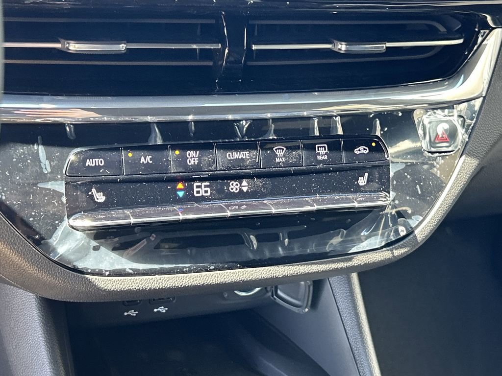 New 2026 Buick Envista Avenir image 24