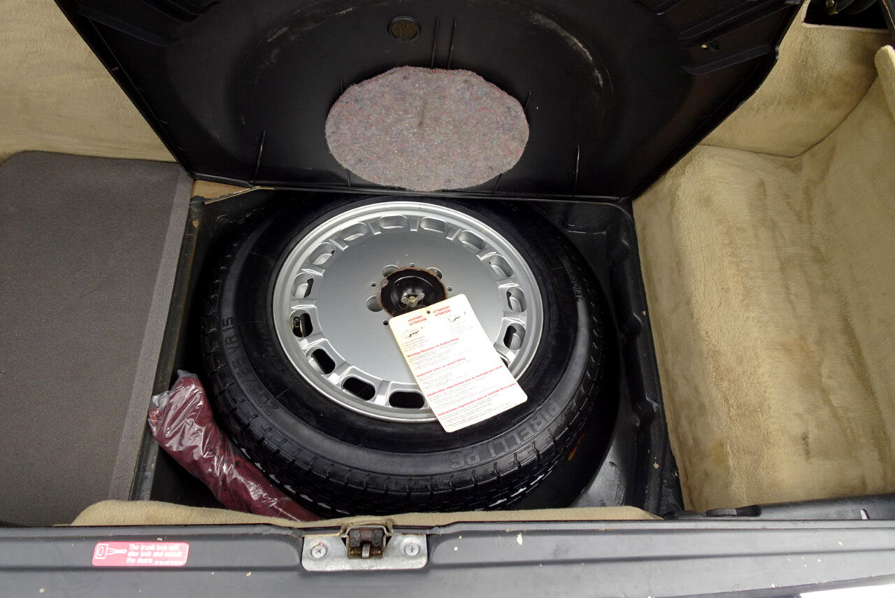 Used 1988 Mercedes-Benz 560 SL image 27