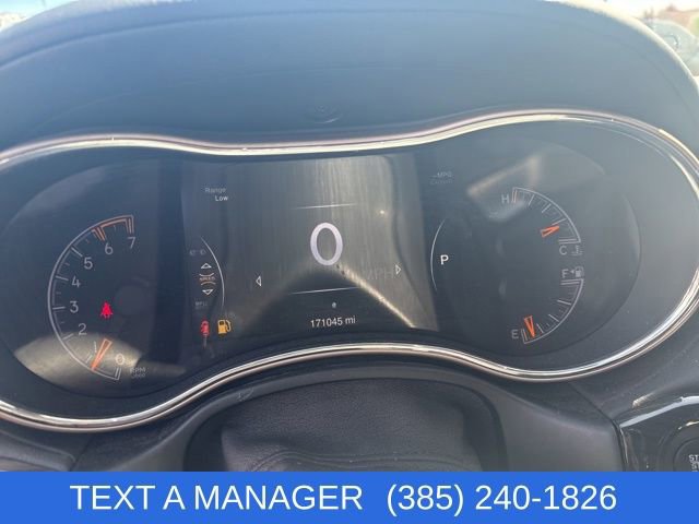 Used 2014 Jeep Grand Cherokee Overland w/ Advanced Technology Group image 15