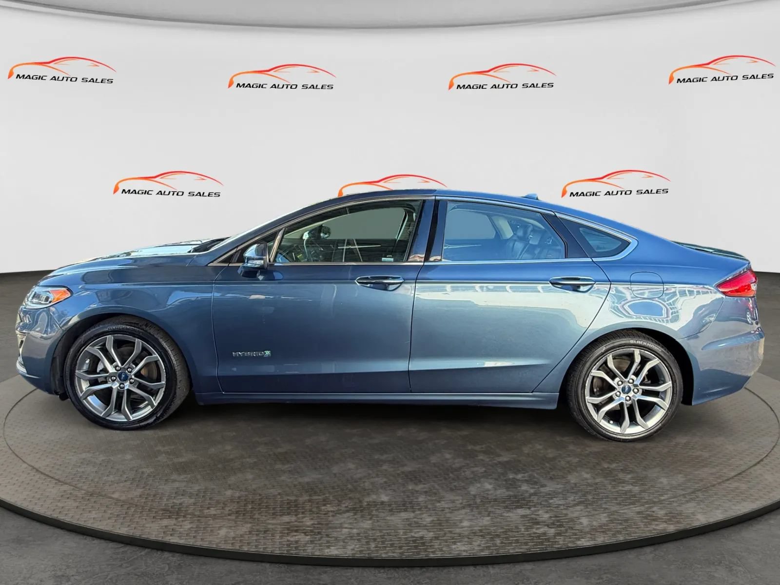 Used 2019 Ford Fusion Titanium FWD image 7