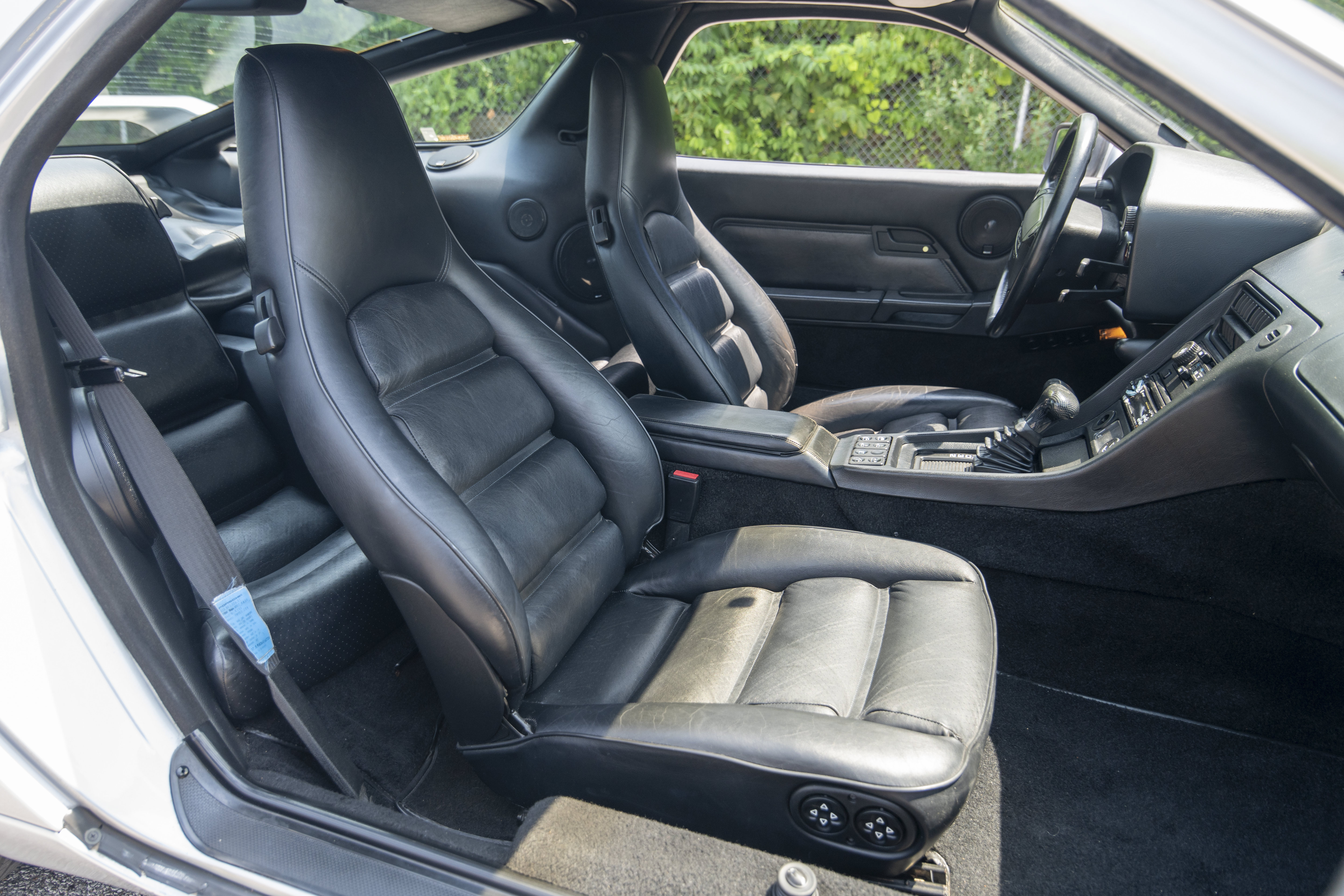 Used 1991 Porsche 928 S4 RWD image 38