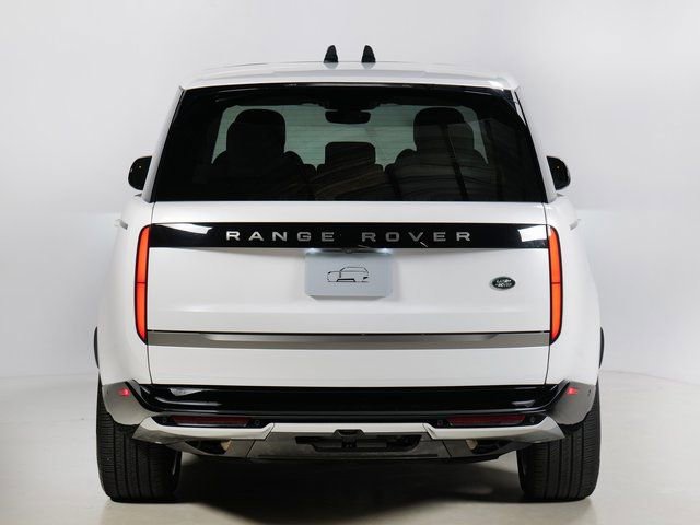 Used 2023 Land Rover Range Rover SE AWD/4WD image 7
