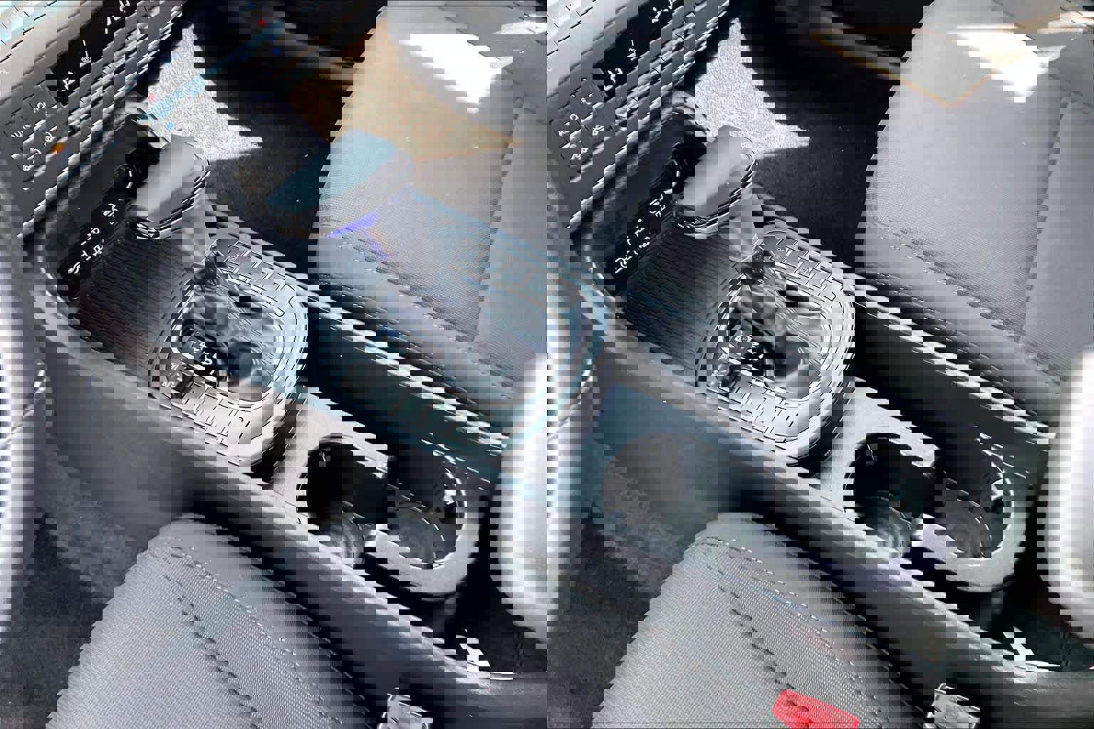 Used 2025 Hyundai Kona SEL FWD image 16