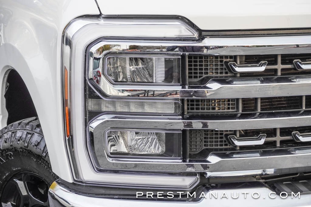 Used 2025 Ford F250 Lariat w/ Chrome Package image 14