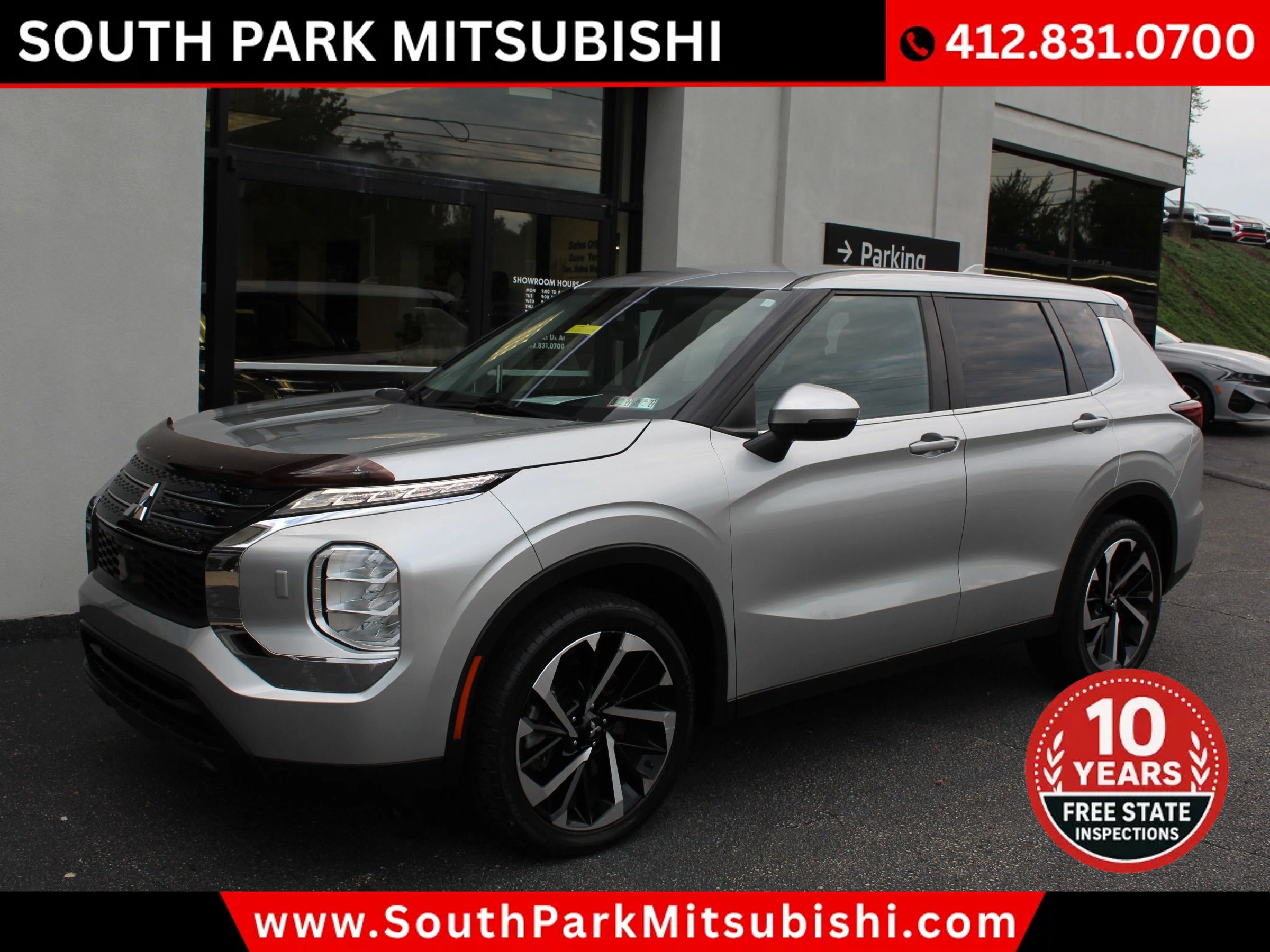 Used 2022 Mitsubishi Outlander ES AWD/4WD image 2