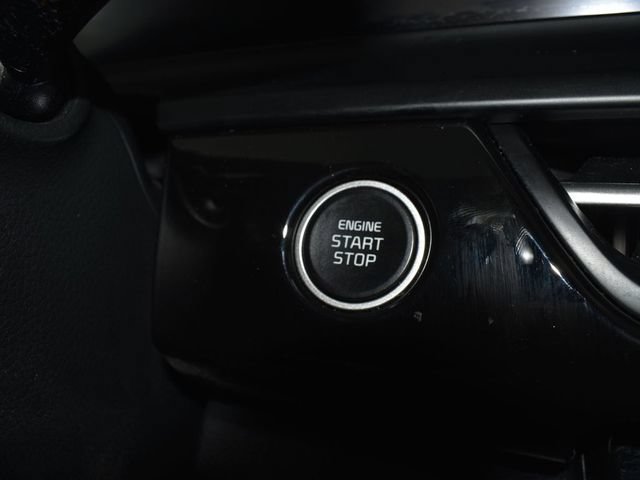 Used 2025 Kia Seltos S FWD image 18