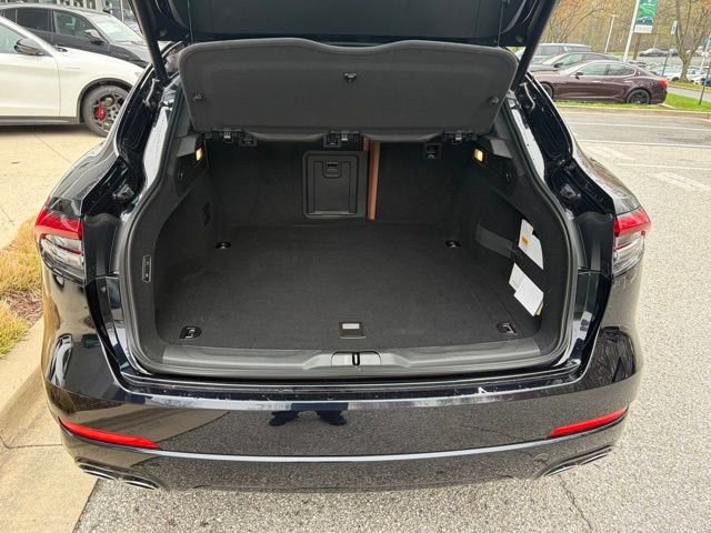 Used 2022 Maserati Levante GT image 9