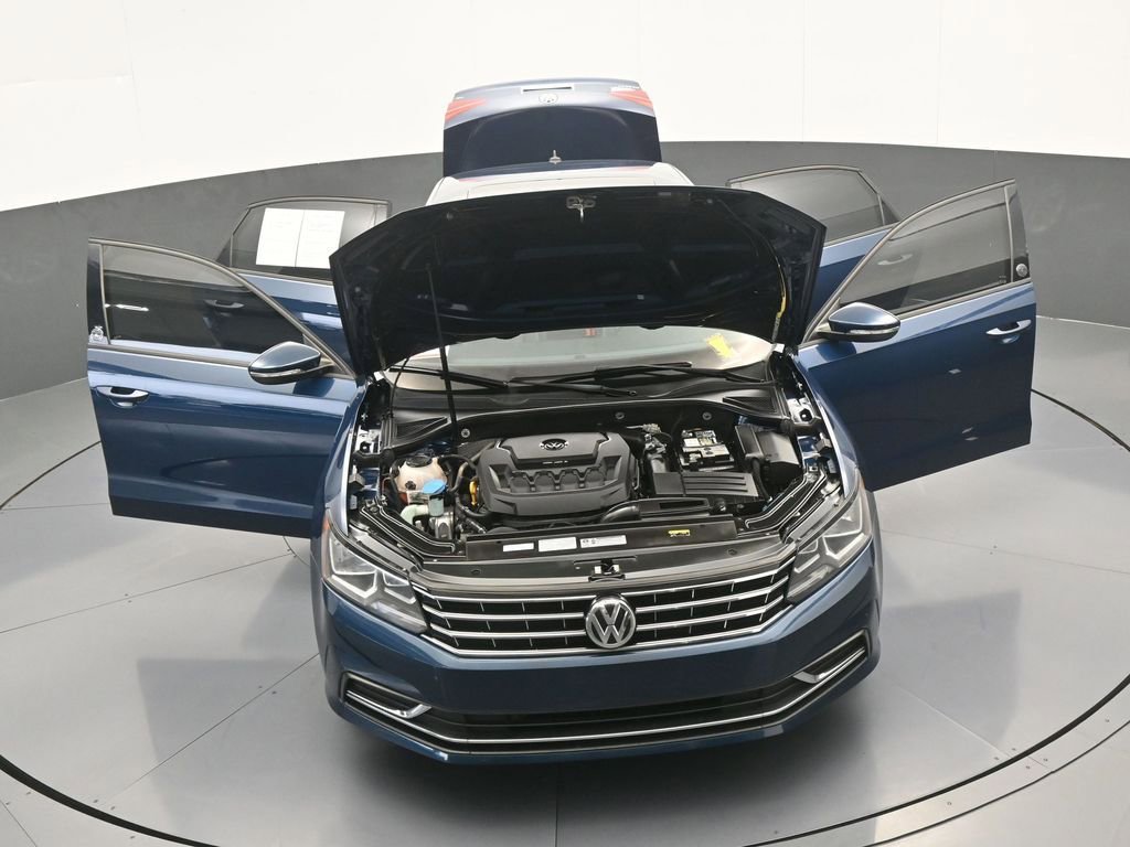 Used 2019 Volkswagen Passat 2.0T Wolfsburg image 68