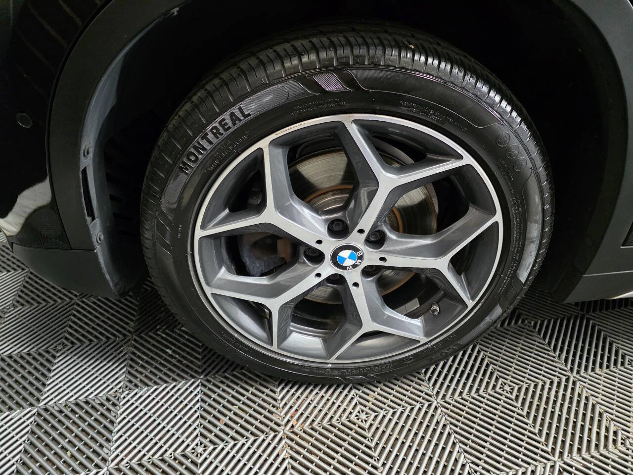 Used 2017 BMW X1 xDrive28i image 32