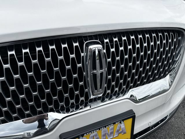 Certified 2023 Lincoln Aviator AWD w/ Premium Package image 10